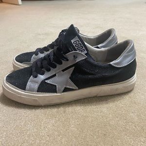 GOLDEN GOOSE SIZE 40